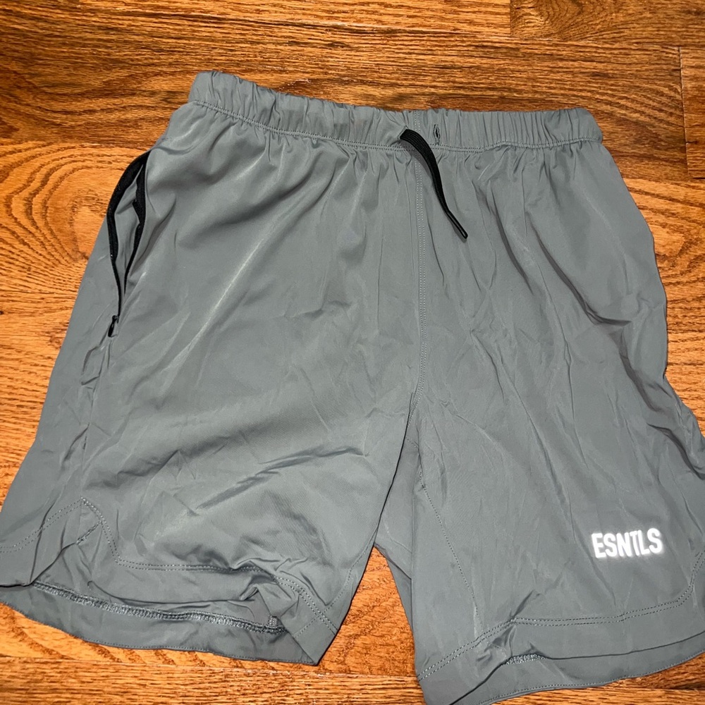 ESNTLS SPORTS SHORTS - Grey color size medium